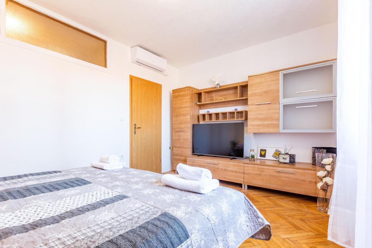 Bobo Central 2Br Apartment 扎达尔 外观 照片
