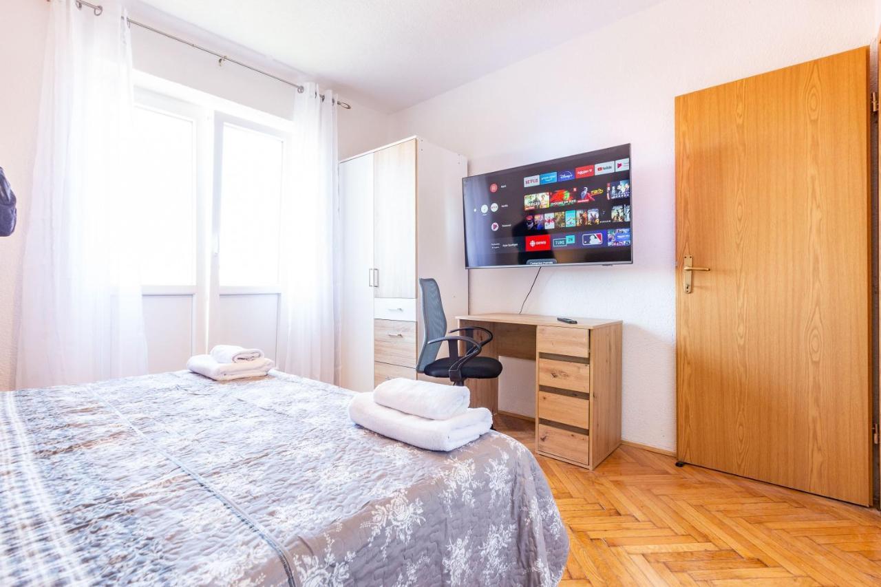 Bobo Central 2Br Apartment 扎达尔 外观 照片
